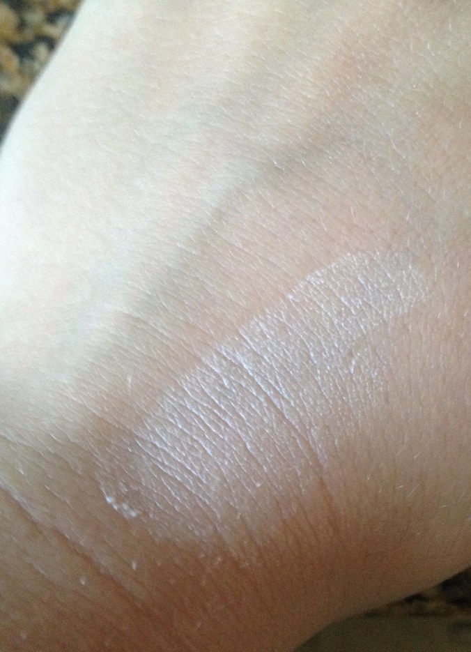 Here you can see the pale shimmery white color. it had such potential!